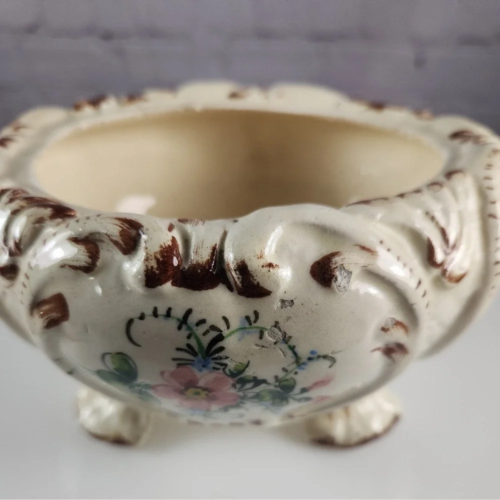 CAPODIMONTE Flowers  HH6 ITALY Lid Footed Bowl Tureen Covered Dish